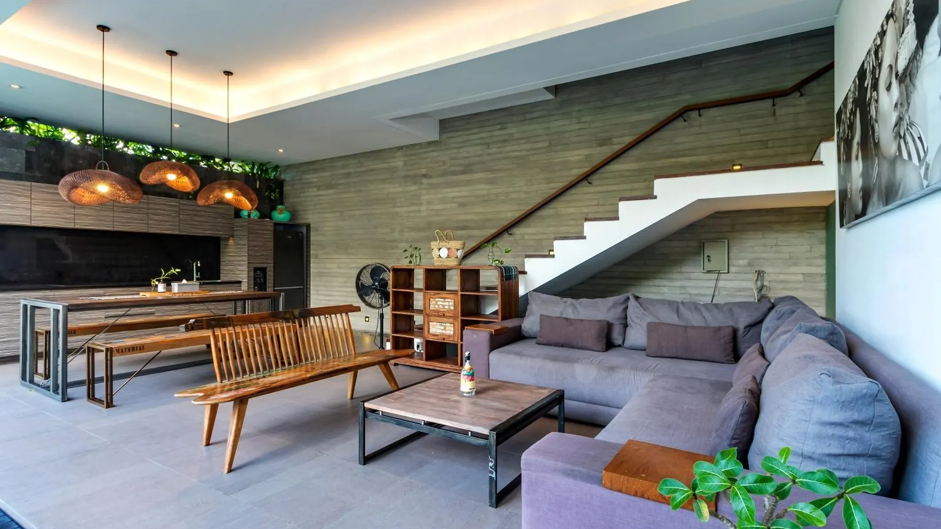 The Swan Villas By Villa Finder Seminyak
