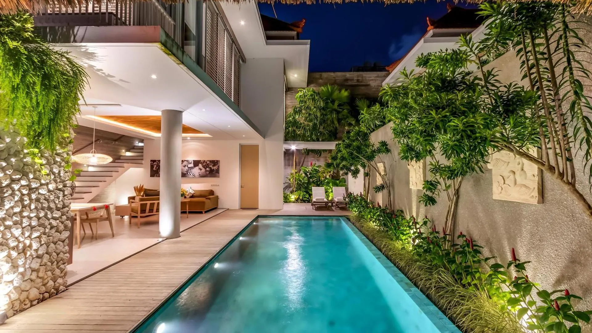The Swan Villas By Villa Finder Seminyak Indonesië