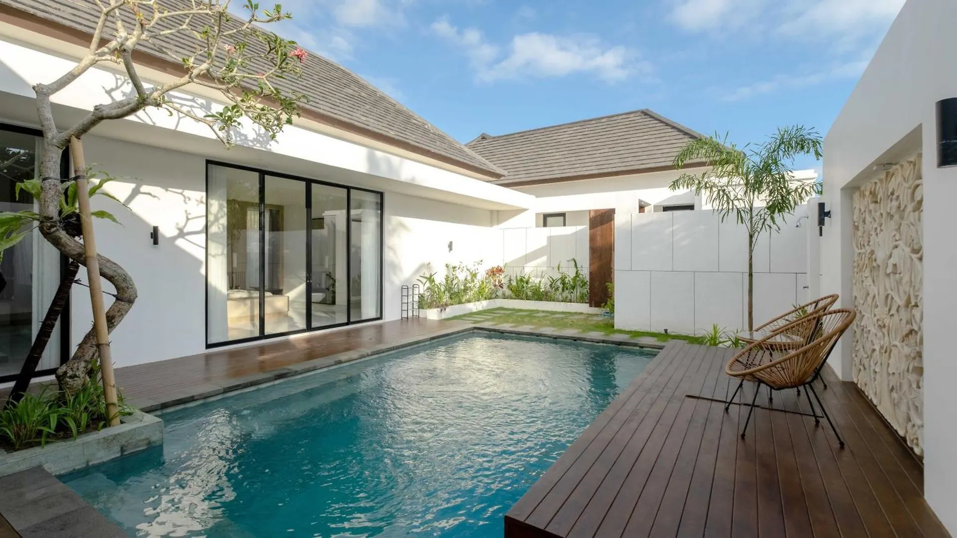 The Swan Villas By Villa Finder Seminyak 0*,